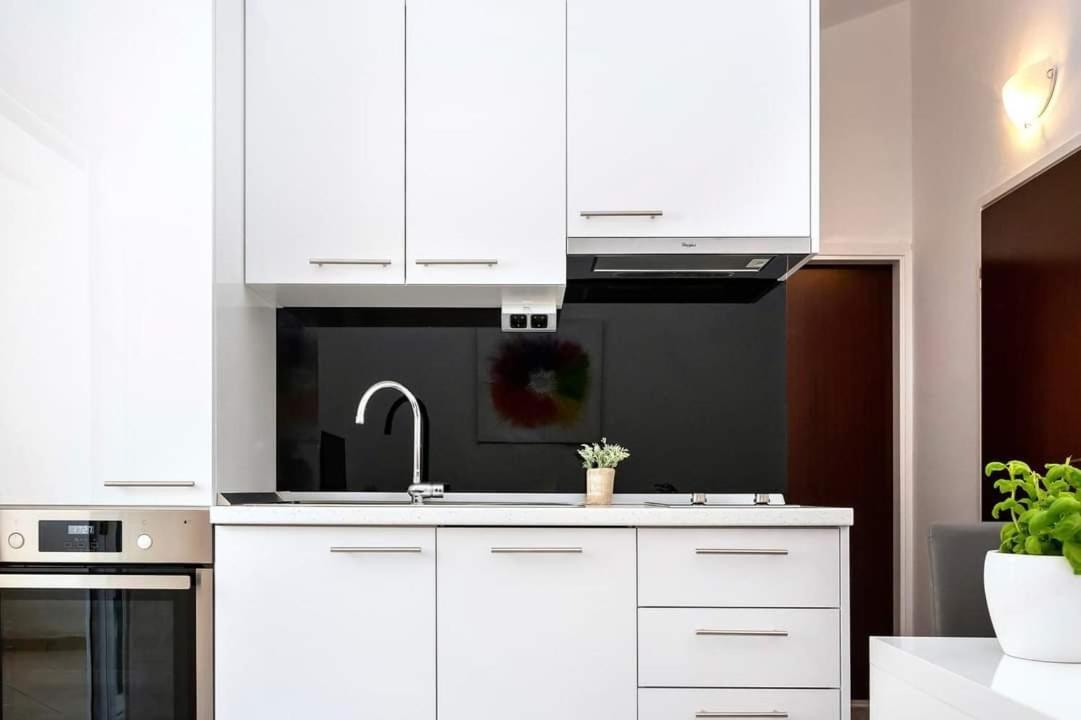Apartmani Lucica Mimice Esterno foto
